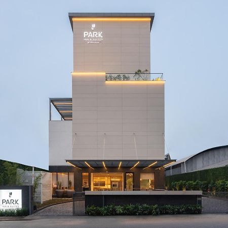 Park Inn & Suites By Radisson Thrissur East Fort Экстерьер фото