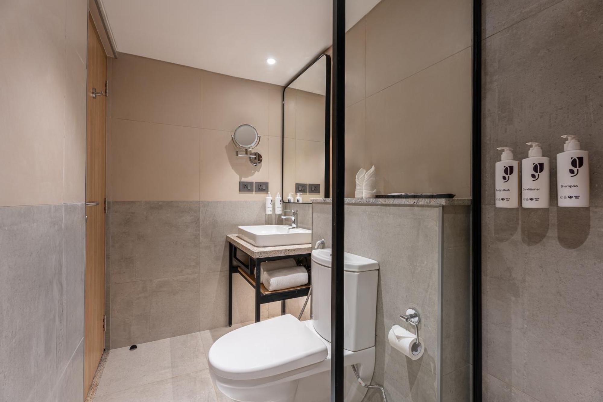 Park Inn & Suites By Radisson Thrissur East Fort Экстерьер фото