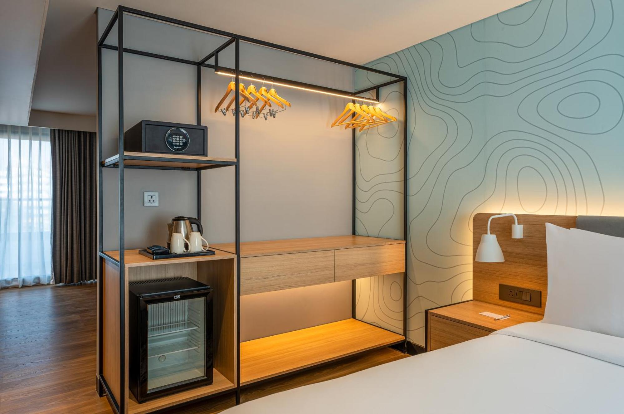 Park Inn & Suites By Radisson Thrissur East Fort Экстерьер фото